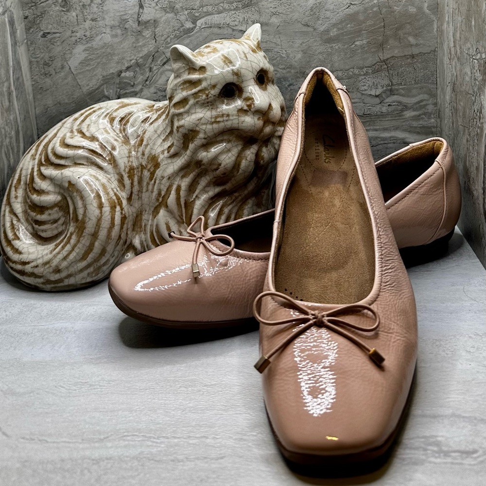 NWOT Clark’s Artisan Ballerina Flats in Pink/Blush   Size 10.5